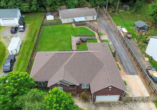 5th image of 3801 Hayden Dr, Charlotte, NC 28269 | MLS# 4389993