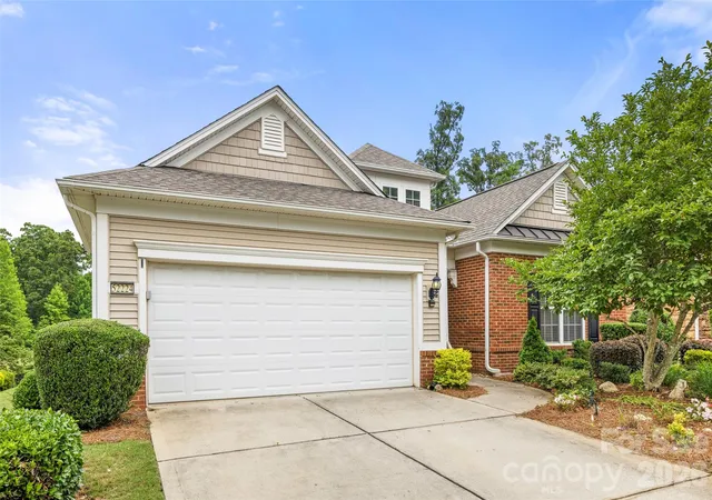 Photo 4 of Single family home for sale at 52224 Longspur Ln, Fort Mill, SC 29707 | MLS# 4390004 | Listing updated on 2026-07-10