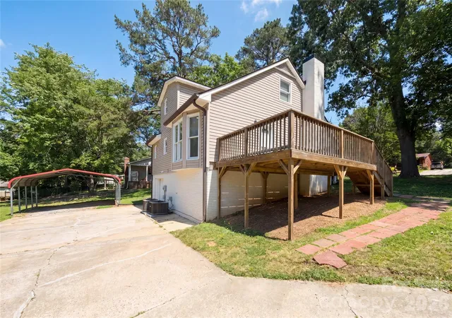 Photo 4 of Single family home for sale at 609 Ginger Dr, Kings Mountain, NC 28086 | MLS# 4390011 | Listing updated on 2026-10-09