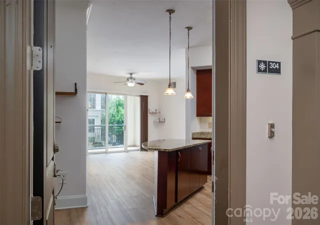 2nd image of 4620 Piedmont Row Dr #304, Charlotte, NC 28210 | MLS# 4390013