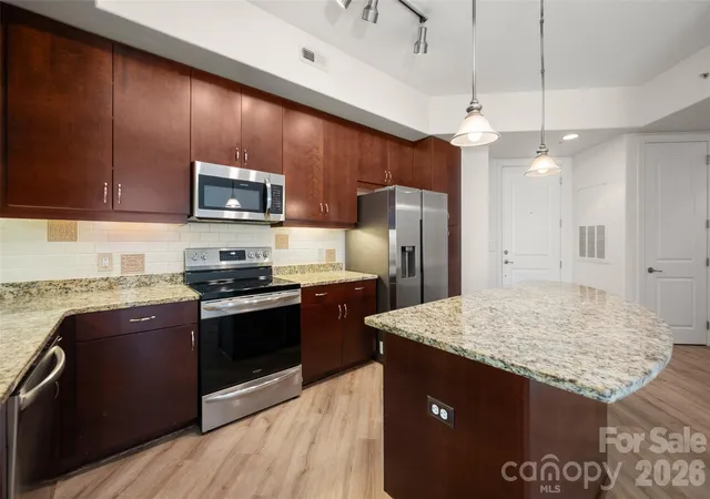 4th image of 4620 Piedmont Row Dr #304, Charlotte, NC 28210 | MLS# 4390013