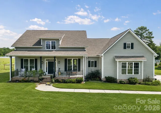 Photo 1 of Single family home for sale at 4653 Simpson Rd, Edgemoor, SC 29712 | MLS# 4390027 | Listing updated on 2026-08-13