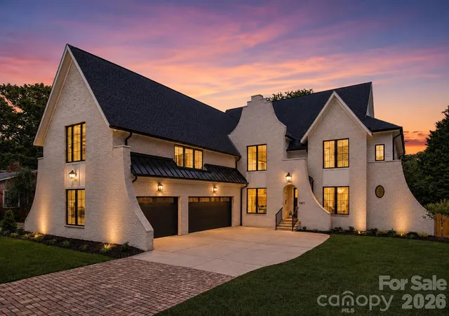 Photo 1 of Mansion for sale at 4627 Water Oak Rd, Charlotte, NC 28211 | MLS# 4390042 | Listing updated on 2026-09-05