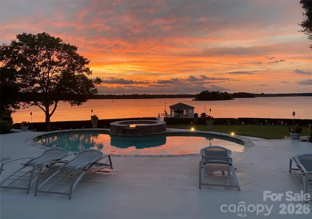 1st image of 2477 Peninsula Shores Ct, Denver, NC 28037 | MLS# 4390054