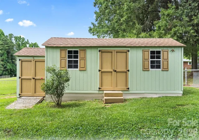 25th image of 2910 Floral Dr, Albemarle, NC 28001 | MLS# 4390056