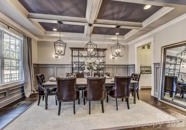 3rd image of 752 Lynderhill Ln, Matthews, NC 28105 | MLS# 4390057
