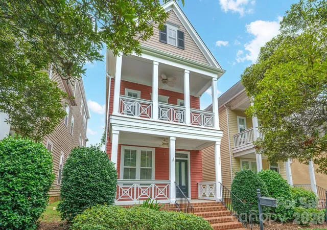 Photo 1 of Single family home for sale at 717 E 8th Street, Charlotte, NC 28202 | MLS# 4390063 | Listing updated on 2026-09-19