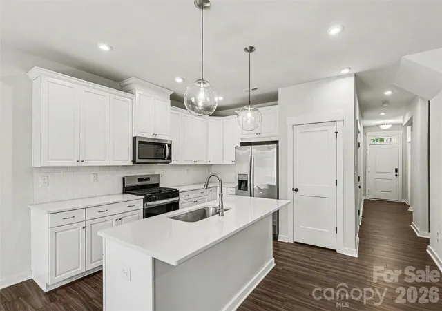 Photo 3 of Townhouse for sale at 9521 Munsing Dr, Charlotte, NC 28269 | MLS# 4390189 | Listing updated on 2026-10-22
