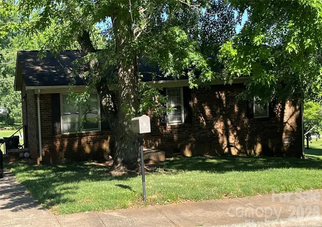 Homes for sale in Crouse, NC | 1920 Johnstown Rd, Crouse, NC 28033 | MLS# 4390204