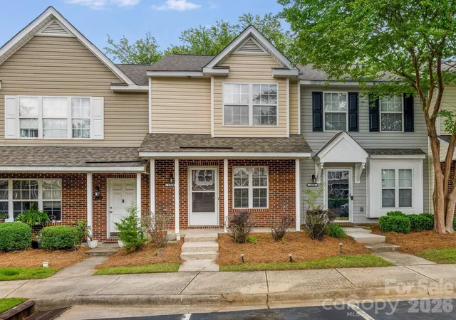 1st image of 3259 Blythe Ridge Ct, Charlotte, NC 28213 | MLS# 4390241
