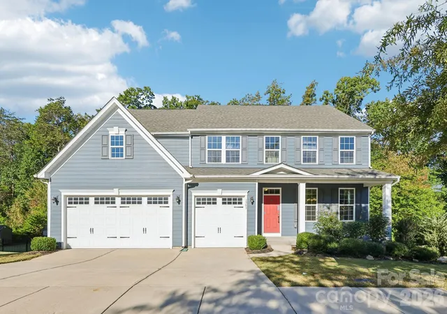 Photo 1 of Sale Pending at 1563 Callahan Rd, Fort Mill, SC 29715 | MLS# 4390243 | Listing updated on 2026-10-28