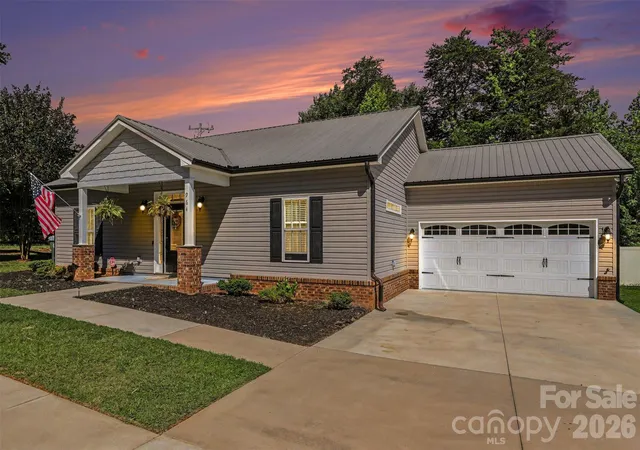 1st image of 964 Mathis Ave, Salisbury, NC 28146 | MLS# 4390252