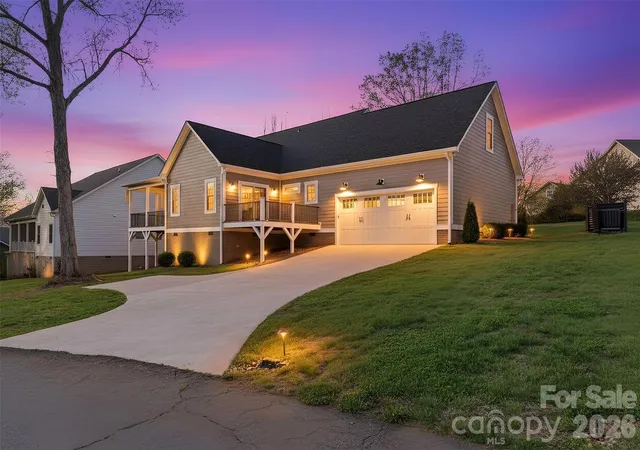2nd image of 405 19th Avenue Cir Nw, Hickory, NC 28601 | MLS# 4390265