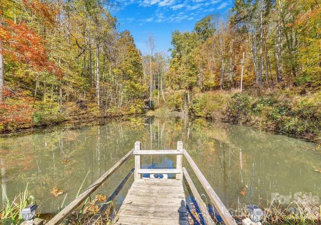 5th image of 226 Fish Pond Ln, Burnsville, NC 28714 | MLS# 4390266