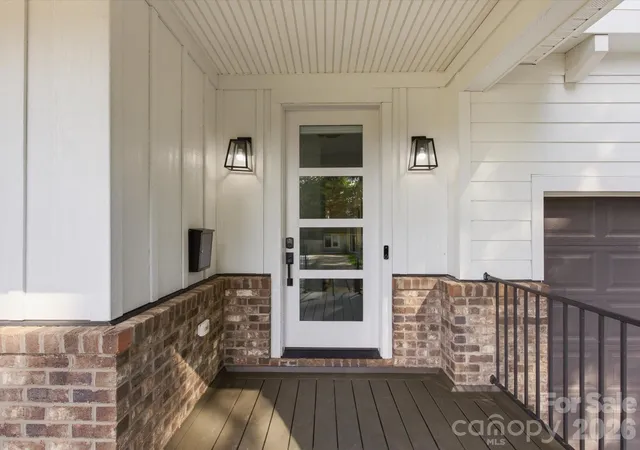 3rd image of 129 S Gardner Ave, Charlotte, NC 28208 | MLS# 4390270