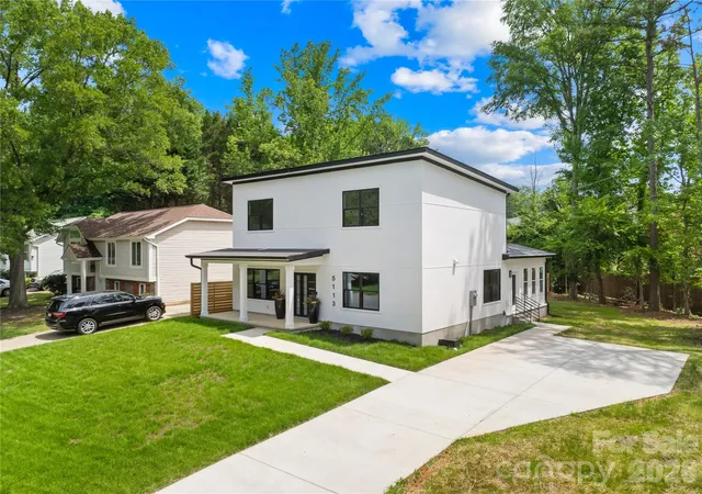 Photo 2 of Single family home for sale at 5113 Banfshire Rd, Charlotte, NC 28215 | MLS# 4390284 | Listing updated on 2026-09-03