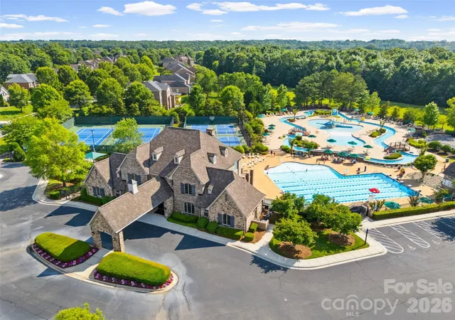 Photo 4 of Single family home for sale at 117 Turkey Hunt Ct, Waxhaw, NC 28173 | MLS# 4390303 | Listing updated on 2026-10-04