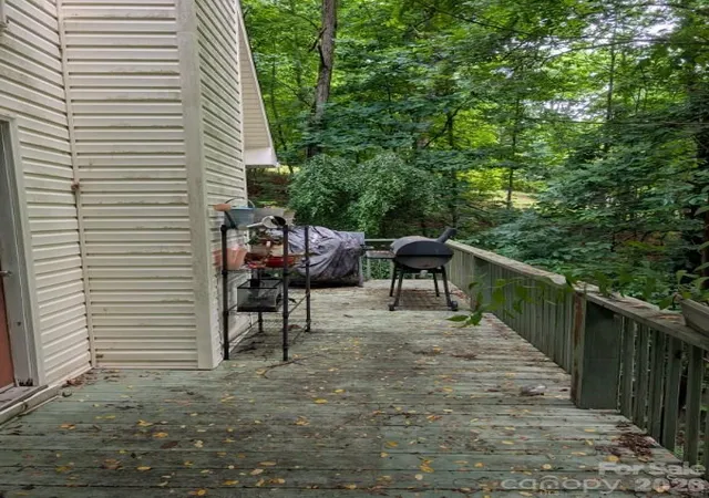 Homes for sale in Hayesville, NC | 197 Dogwood Dr, Hayesville, NC 28904 | MLS# 4390310