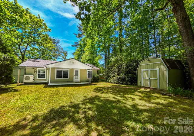 Homes for sale in Lake Toxaway, NC | 2603 Kim Miller Rd, Lake Toxaway, NC 28747 | MLS# 4390312