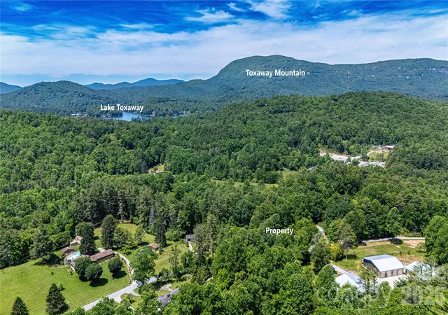Homes for sale in Lake Toxaway, NC | 2603 Kim Miller Rd, Lake Toxaway, NC 28747 | MLS# 4390312