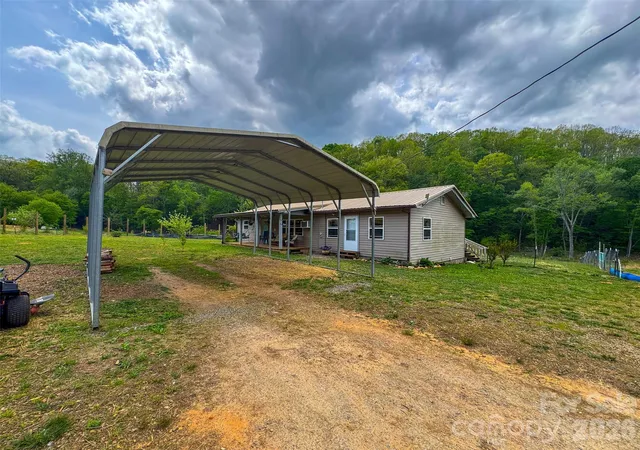 Homes for sale in Murphy, NC | 3325 Packs Mountain Rd, Murphy, NC 28906 | MLS# 4390352