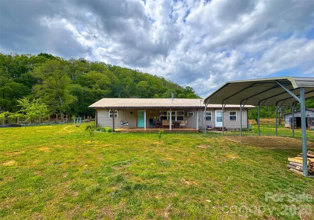 Homes for sale in Murphy, NC | 3325 Packs Mountain Rd, Murphy, NC 28906 | MLS# 4390352