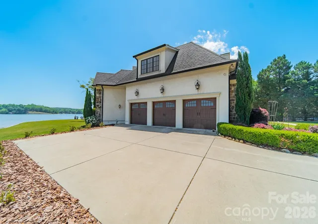 Photo 2 of Single family home for sale at 5204 Masons Fry Rd, Clover, SC 29710 | MLS# 4390360 | Listing updated on 2026-07-28