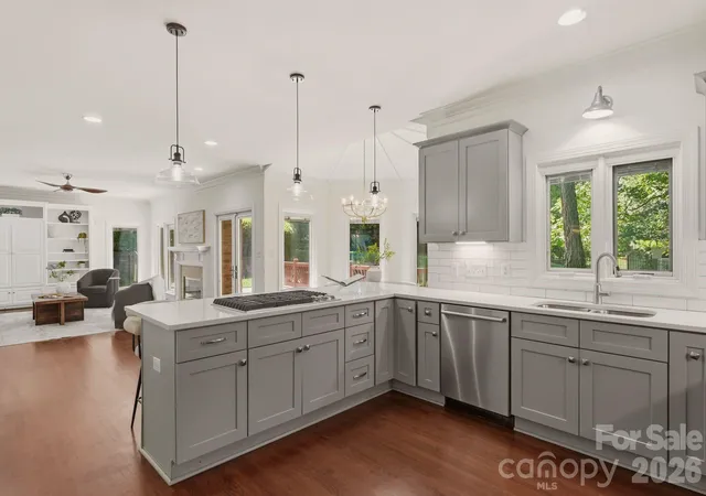 Photo 4 of Single family home for sale at 7205 Watersreach Ln, Charlotte, NC 28277 | MLS# 4390371 | Listing updated on 2026-10-07