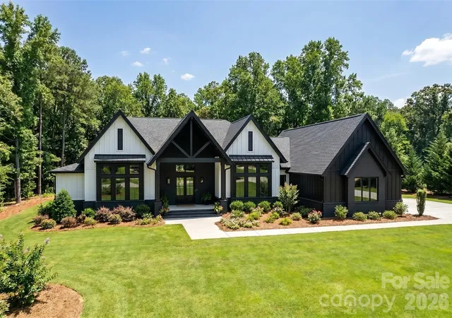 Single family home for sale at 2199 Holbrook Rd, Fort Mill, SC 29715 | MLS# 4390373 | Listing updated on 2026-08-21