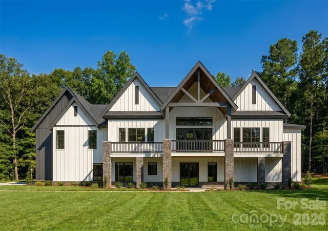 Photo 1 of Single family home for sale at 2199 Holbrook Rd, Fort Mill, SC 29715 | MLS# 4390373 | Listing updated on 2026-08-21