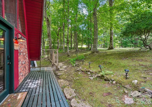 Photo 4 of Single family home for sale at 201 Hampton Gap Dr, Mars Hill, NC 28754 | MLS# 4390377 | Listing updated on 2026-09-29