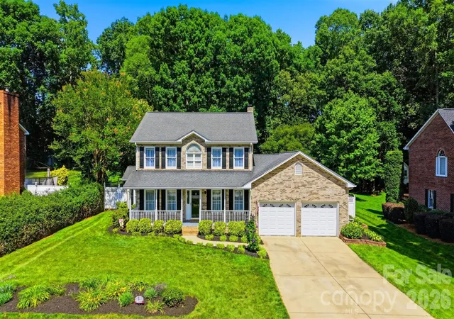 1st image of 1948 Twin Ponds Dr, Hickory, NC 28602 | MLS# 4390379