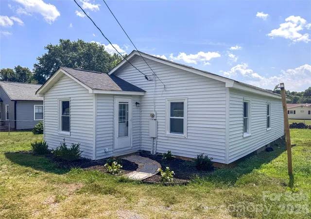 Homes for sale in Gastonia, NC | 4309 Grier St, Gastonia, NC 28056 | MLS# 4390388