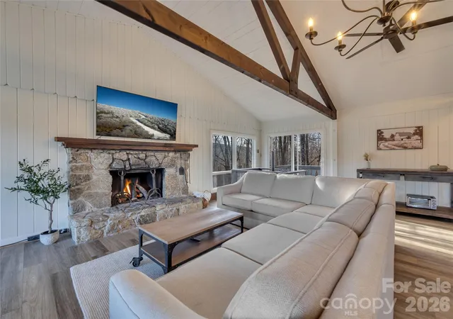 Photo 5 of Single family home for sale at 101 Upper Grouse Ridge Rd, Beech Mountain, NC 28604 | MLS# 4390401 | Listing updated on 2026-07-30