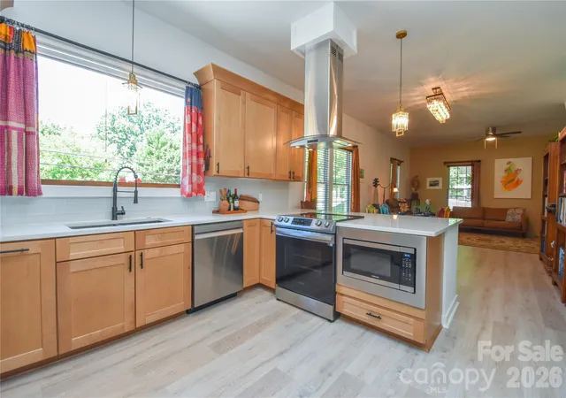 1st image of 345 W Lowrance Ave, Mooresville, NC 28115 | MLS# 4390405