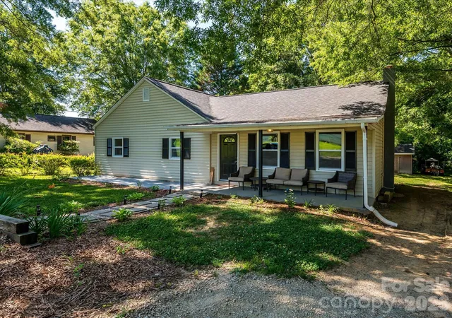 1st image of 1620 Blueberry St, Mount Pleasant, NC 28124 | MLS# 4390512