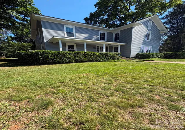 Photo 3 of Single family home for sale at 114 N Harris St, China Grove, NC 28023 | MLS# 4390519 | Listing updated on 2026-09-22