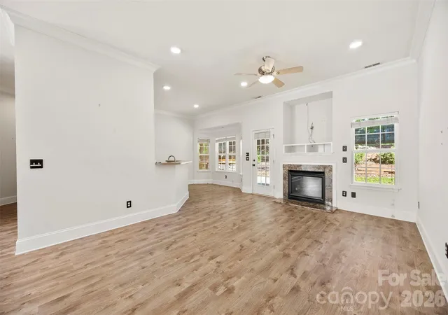 Photo 4 of Single family home for sale at 8011 Maxwelton Dr, Huntersville, NC 28078 | MLS# 4390521 | Listing updated on 2026-10-04