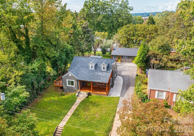 5th image of 526 Kentwood St Sw, Lenoir, NC 28645 | MLS# 4390527