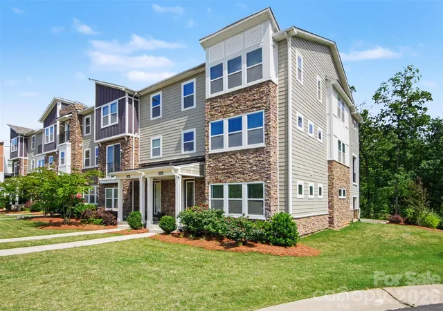 Townhouse for sale at 2845 Ensemble Ct, Charlotte, NC 28262 | MLS# 4390533