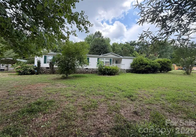 Homes for sale in New London, NC | 43702 Cypress Crossing Rd, New London, NC 28127 | MLS# 4390536
