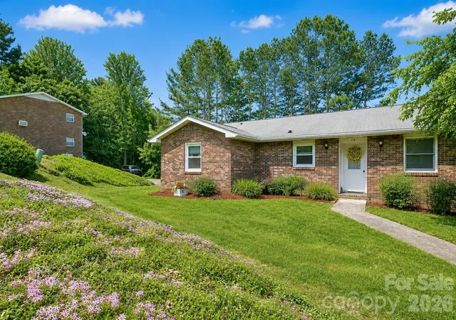 2nd image of 114 Falling Waters Rd #2, Hendersonville, NC 28792 | MLS# 4390548