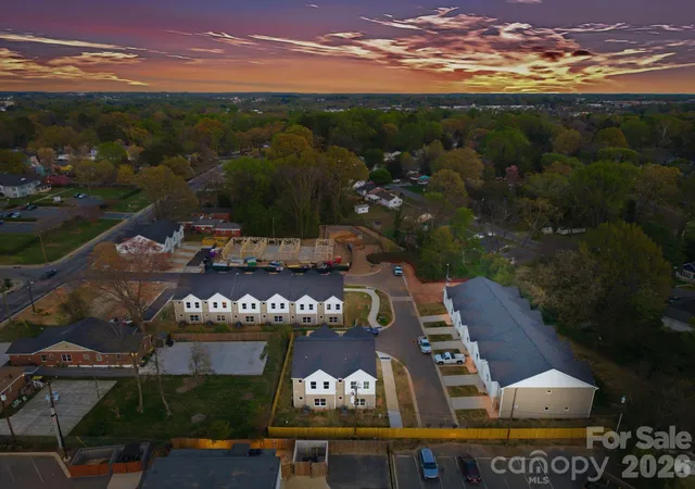 Photo 21 of Sale Pending at 3127 Hatty Pl, Charlotte, NC 28216 | MLS# 4390582 | Listing updated on 2026-08-05