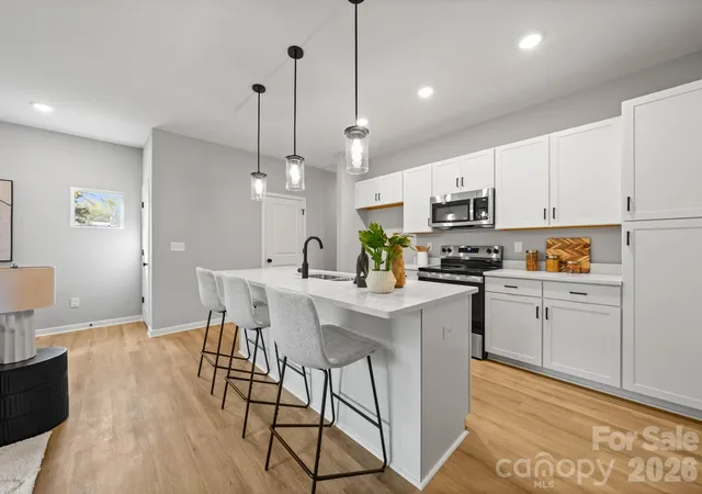 5th image of 3127 Hatty Pl, Charlotte, NC 28216 | MLS# 4390582