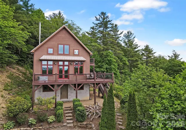 Photo 3 of Single family home for sale at 6365 Julius Dr, Newland, NC 28657 | MLS# 4390628 | Listing updated on 2026-10-01