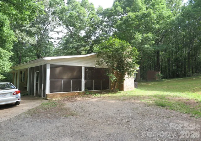3rd image of 112 Glenn Oaks Dr, Lawndale, NC 28090 | MLS# 4390647
