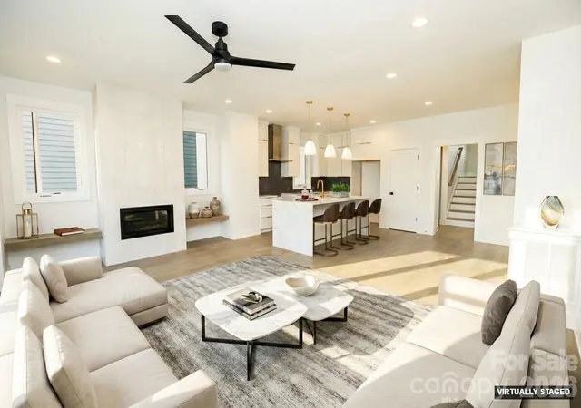 Photo 2 of Sale Pending at 221 Woodsborough Pl, Raleigh, NC 27601 | MLS# 4390660 | Listing updated on 2026-08-28