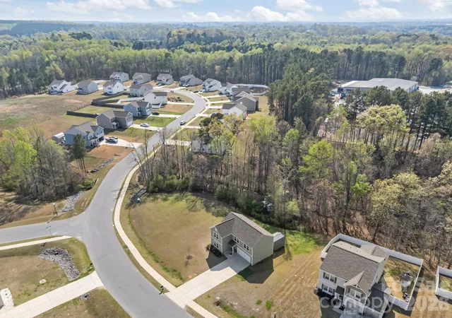 22nd image of 813 Yorkshire Dr, Albemarle, NC 28001 | MLS# 4390673