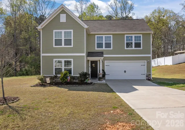 Homes for sale in Albemarle, NC | 813 Yorkshire Dr, Albemarle, NC 28001 | MLS# 4390673