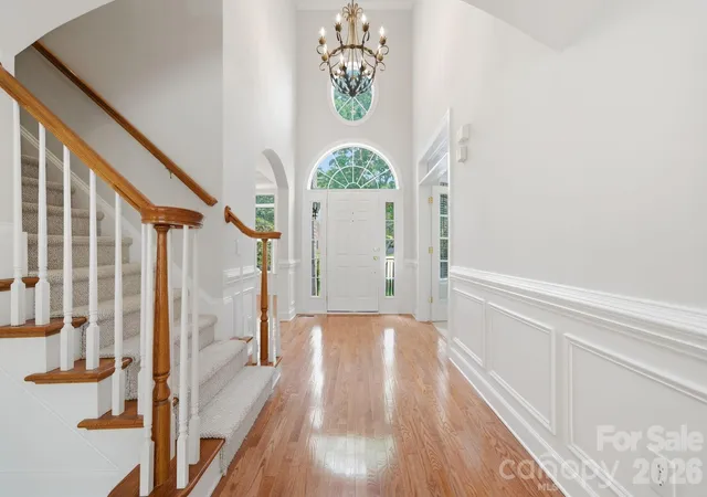 Photo 2 of Single family home for sale at 8719 Beaminster Pl, Waxhaw, NC 28173 | MLS# 4390694 | Listing updated on 2026-09-25